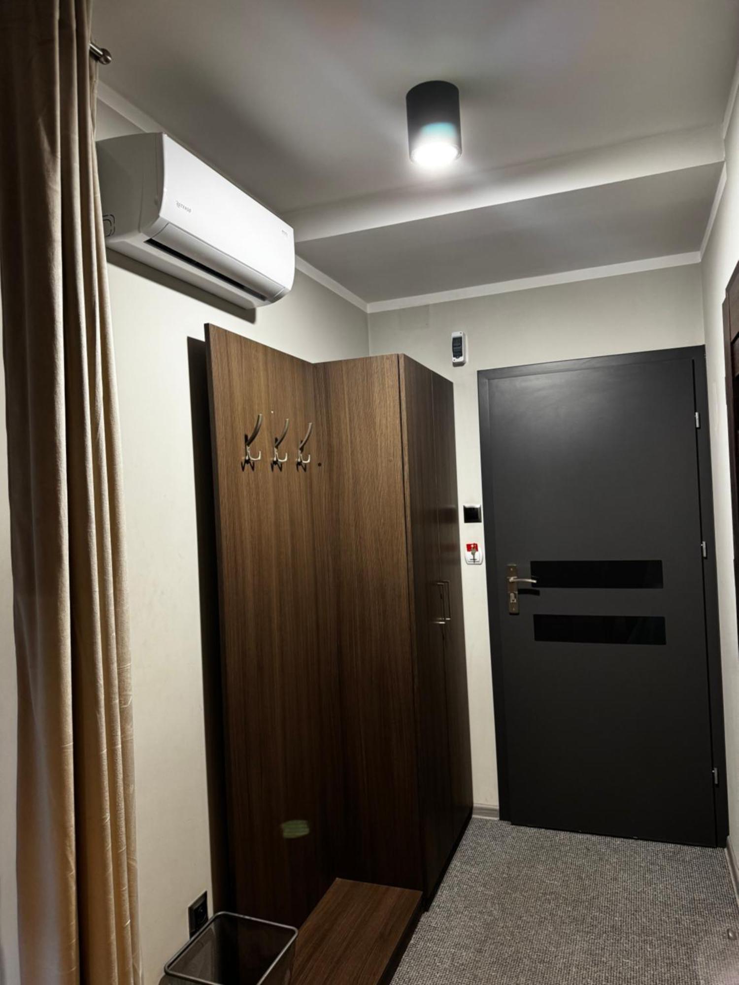 B&M Guesthouse Oświęcim Εξωτερικό φωτογραφία