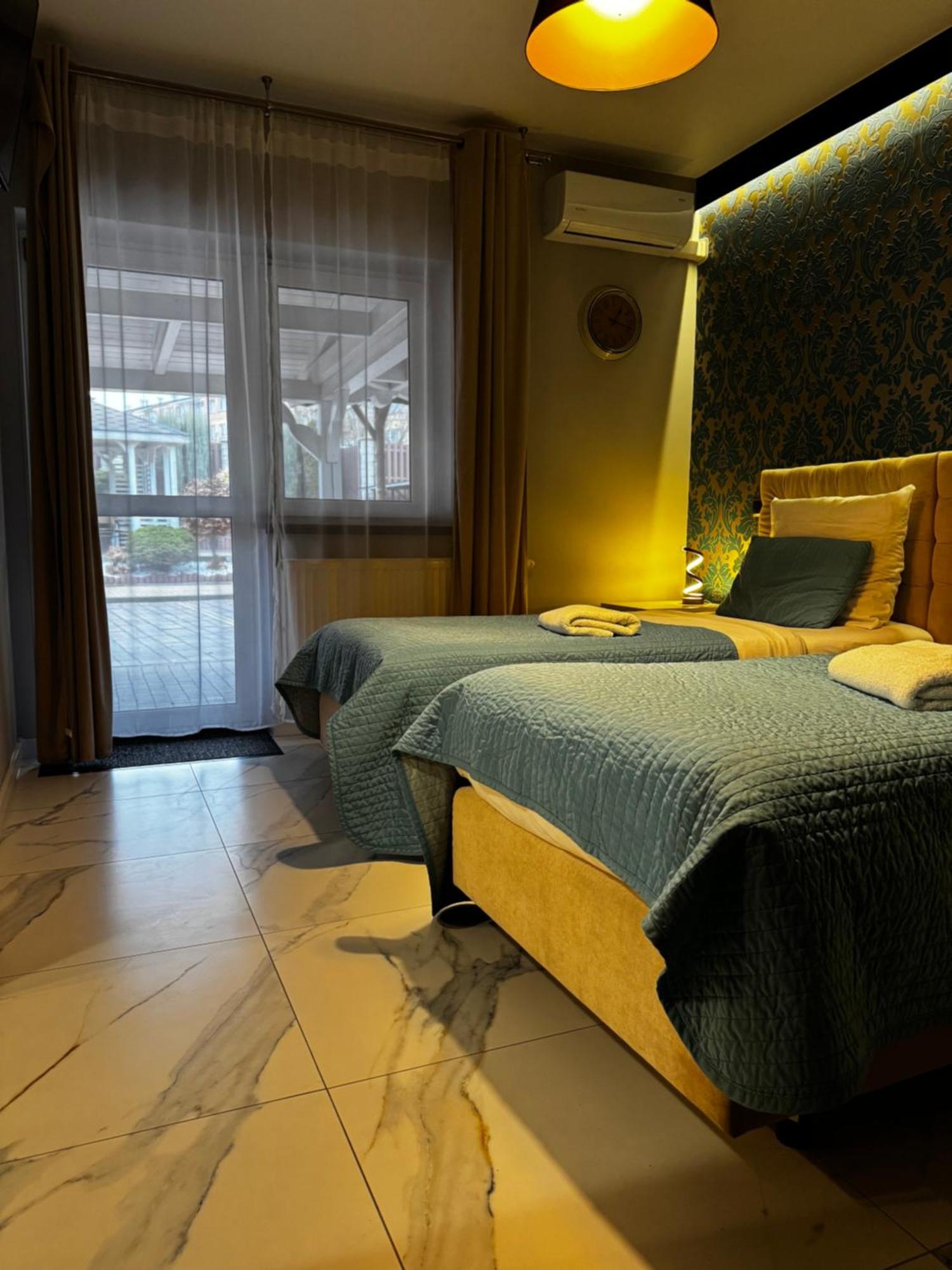 B&M Guesthouse Oświęcim Εξωτερικό φωτογραφία
