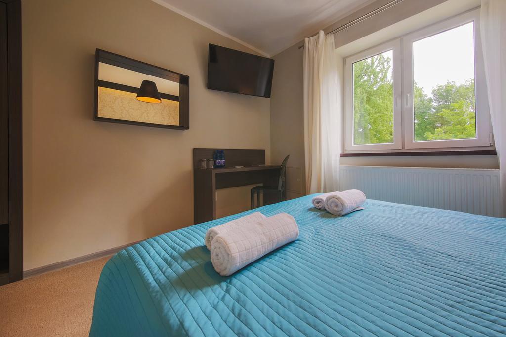 B&M Guesthouse Oświęcim Εξωτερικό φωτογραφία