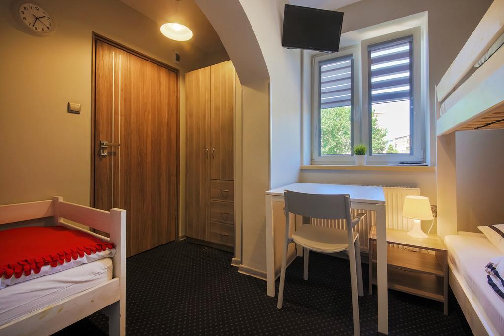 B&M Guesthouse Oświęcim Εξωτερικό φωτογραφία