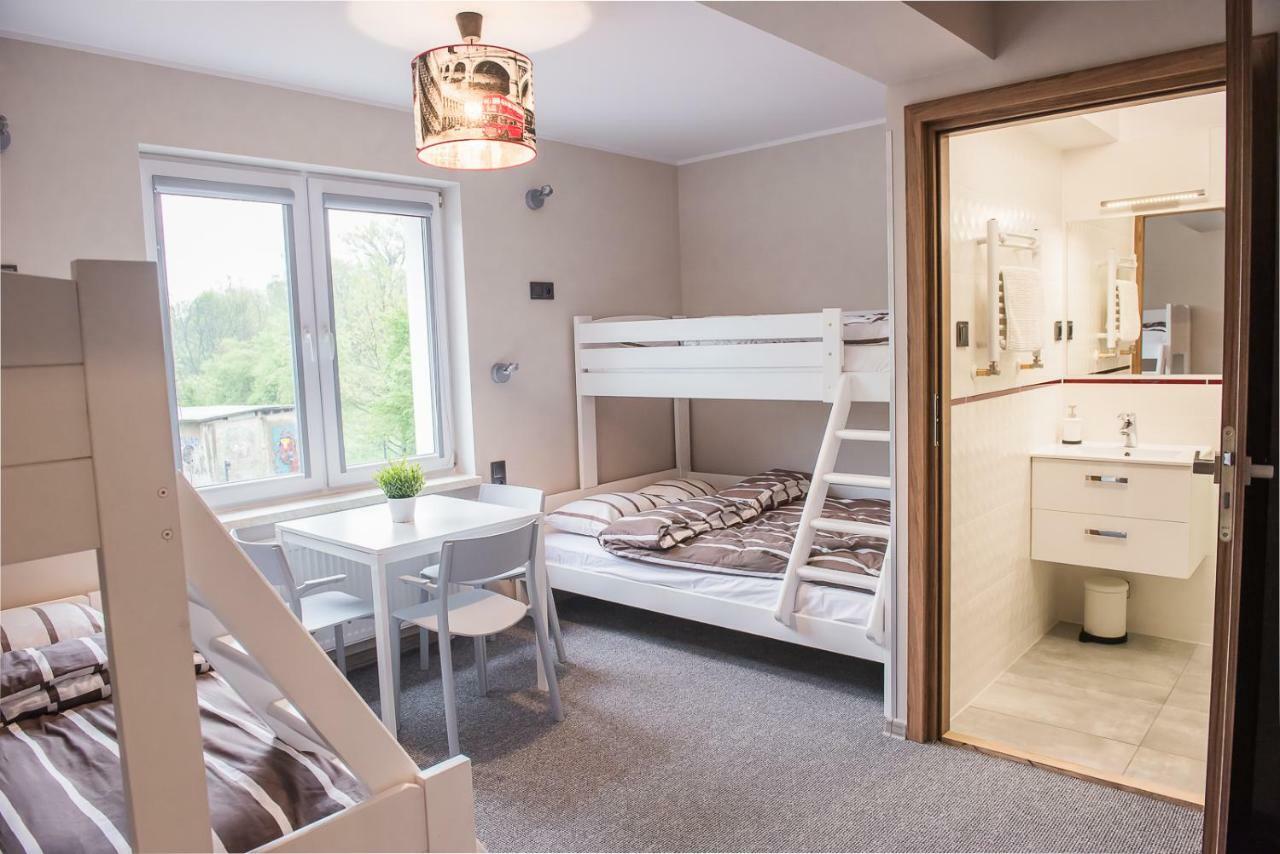 B&M Guesthouse Oświęcim Εξωτερικό φωτογραφία